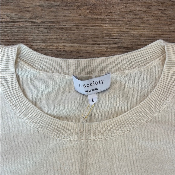 J. Society Women's Size Large Cream 100% Cotton Ruffle Tank NWT - Picture 2 of 13